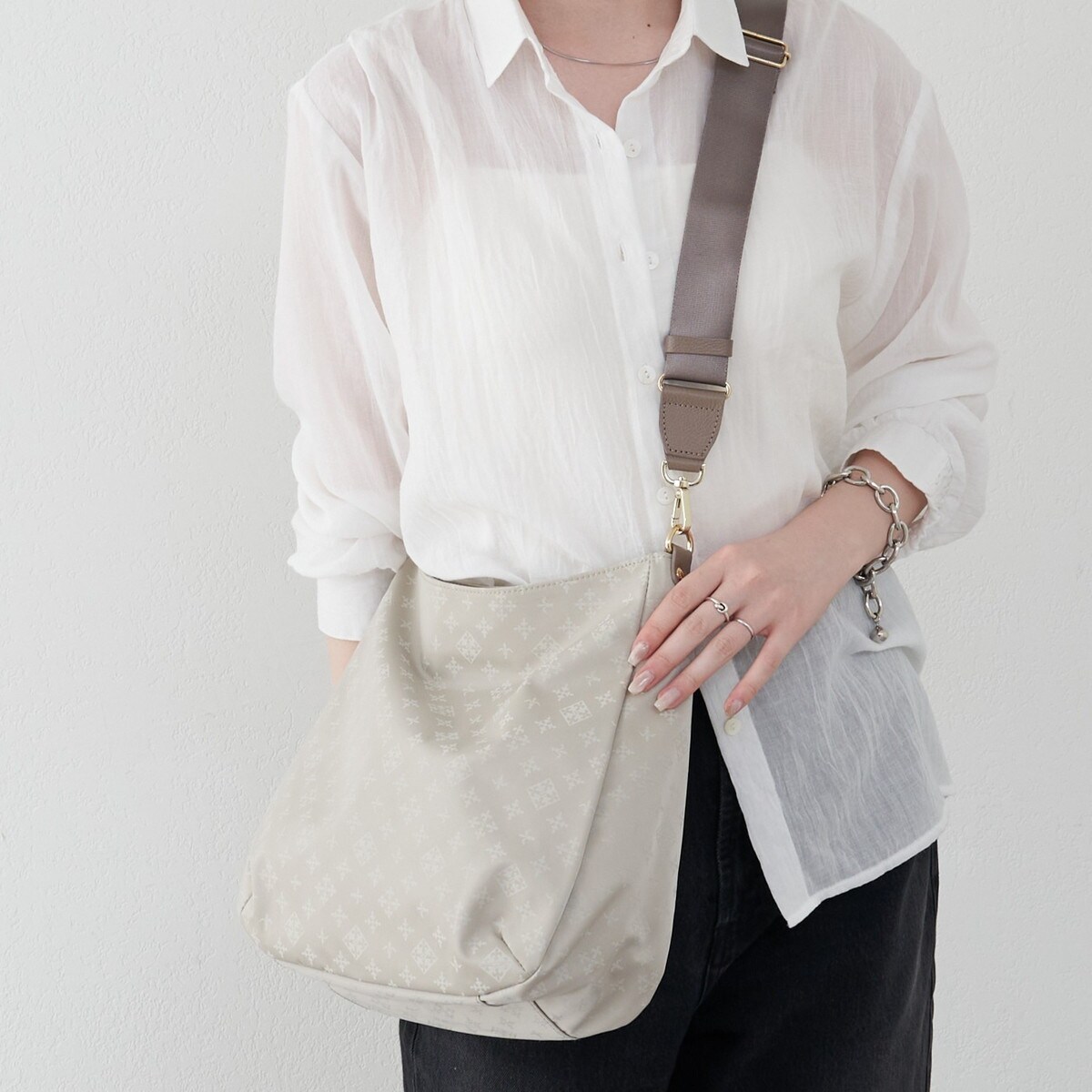 ラージショルダーバッグ(CE-1178) | ラシット(russet) | マルイウェブ