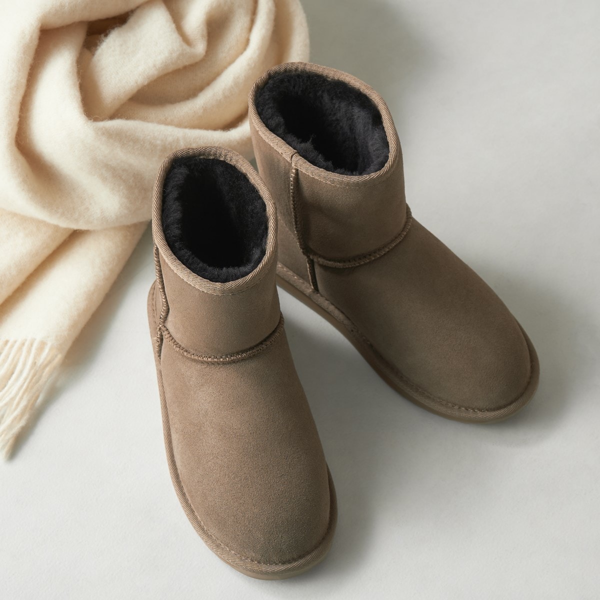 エミューemu未使用ムートンブーツ24（7）スティンガーミニMUSHROOM EMU