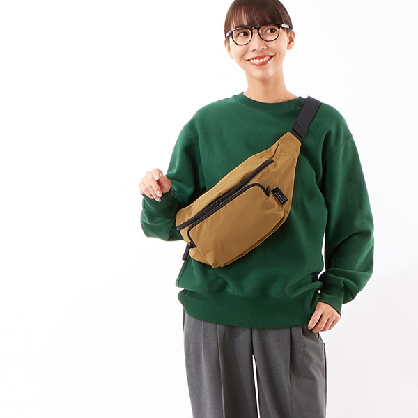 ヴィンテージライク ボディバッグ | マーガレット・ハウエル アイデア