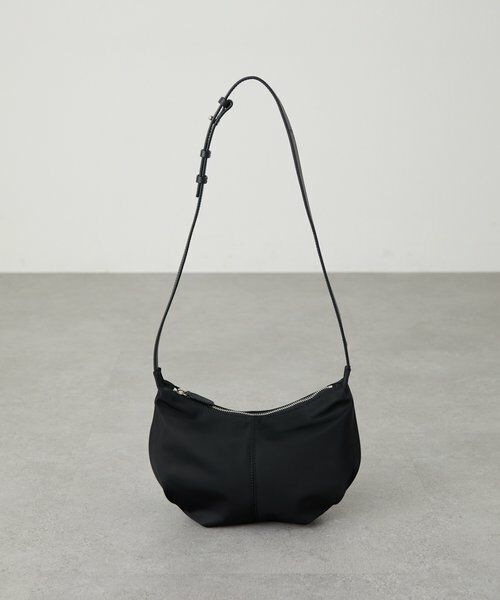 セール】 《NOTHING WRITTEN》ナイロンショルダーバッグ （トート