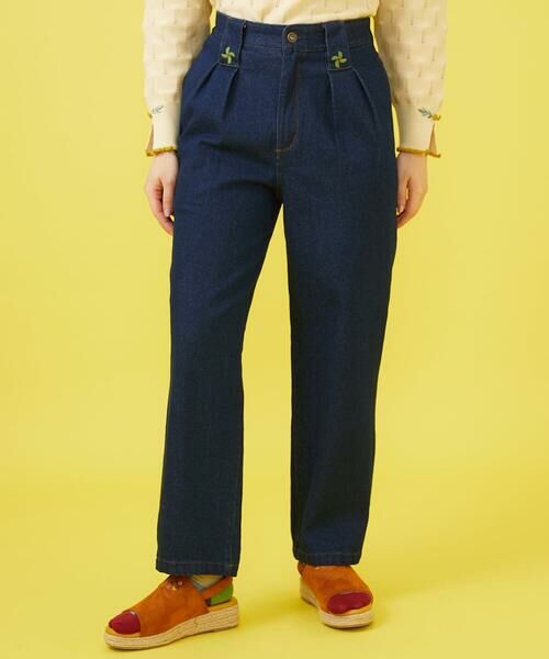 セール】 刺繍入りデニムストレートパンツ （チノ・ワークパンツ