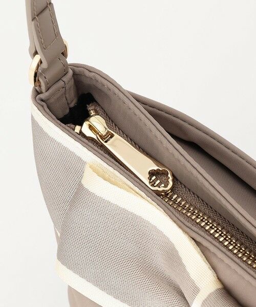 BICOLOR RIBBON POCHETTE ポシェット （ショルダーバッグ）｜TOCCA