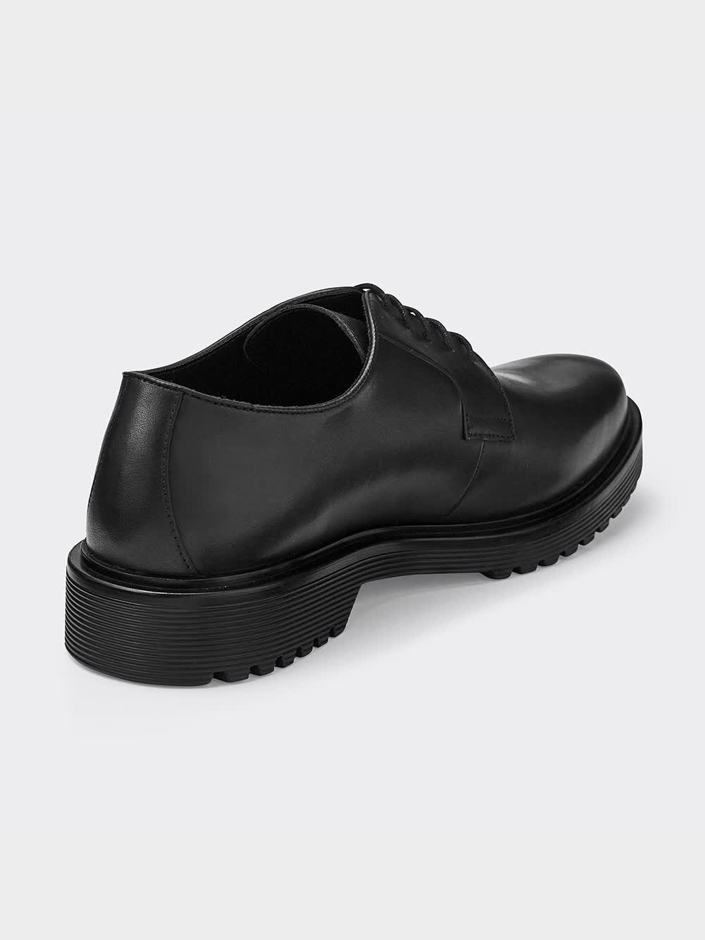 GU公式 | リアルレザーラウンドトゥシューズ