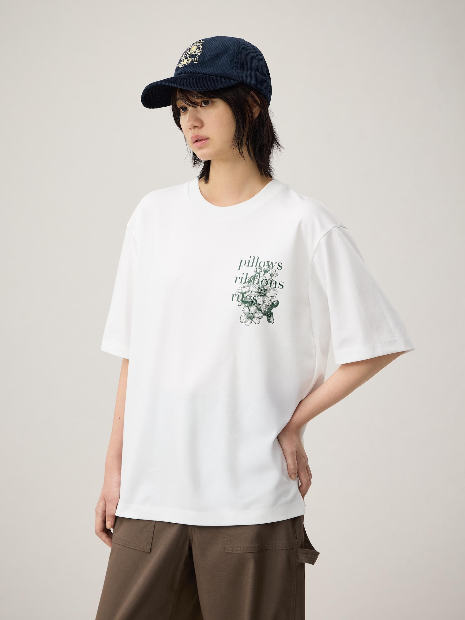 GU公式 | グラフィックT by rokh +X