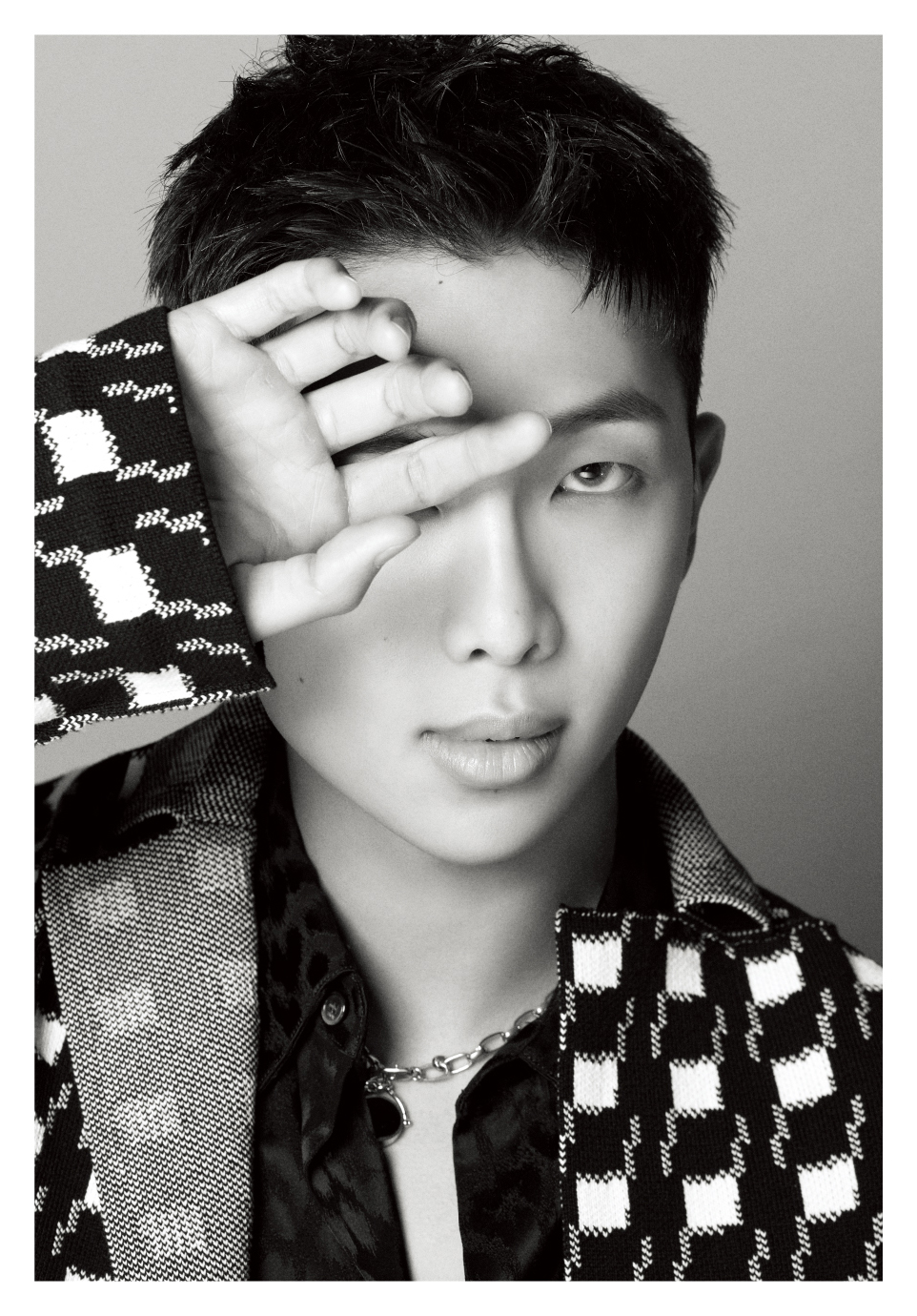 D'FESTA TOKYO記念】BTSのメンバーソロ表紙写真集『DICON D'FESTA