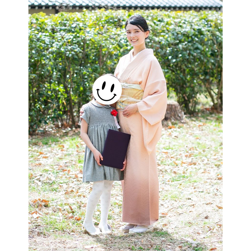 卒入園・入学】着物は“王道ピンク”が人気！先輩ママの和装スタイル5選