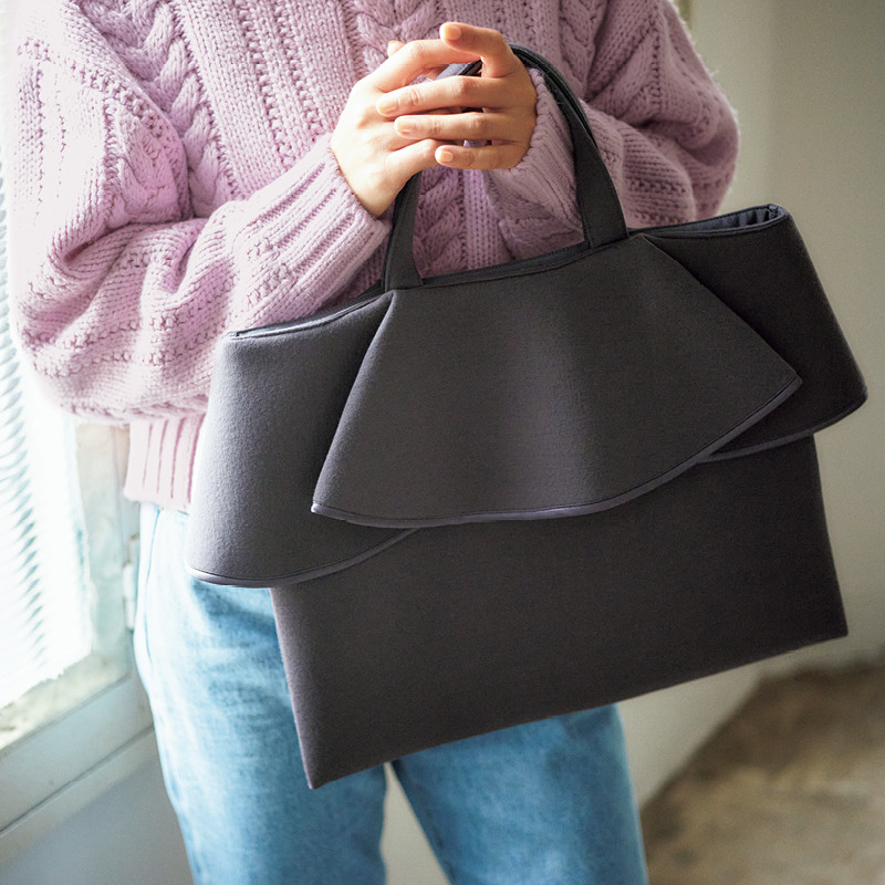 習い事、通勤etc.】ママの『サブバッグ』は“程よく甘め”が結局使える