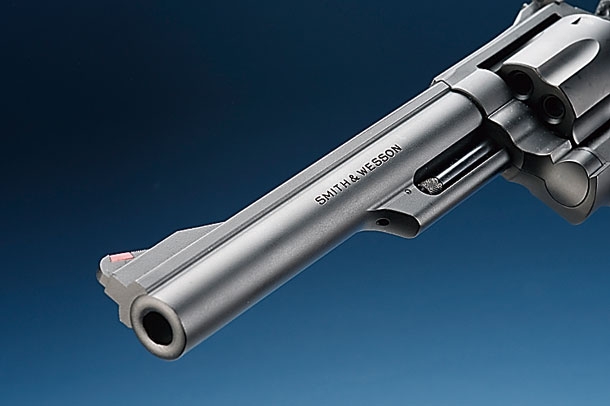 人気のM19 Ver.3に6インチが初登場「タナカ S&W M19 6インチコンバット