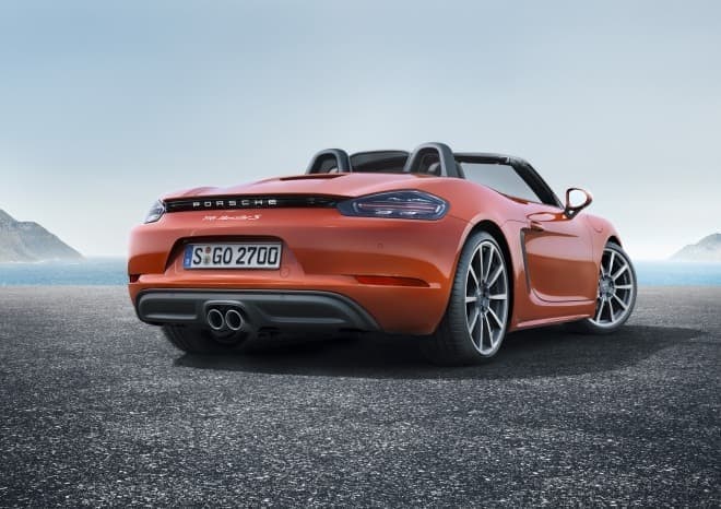 ポルシェ 718 ボクスター シークレットガレージを探せ 2日間限定で開催