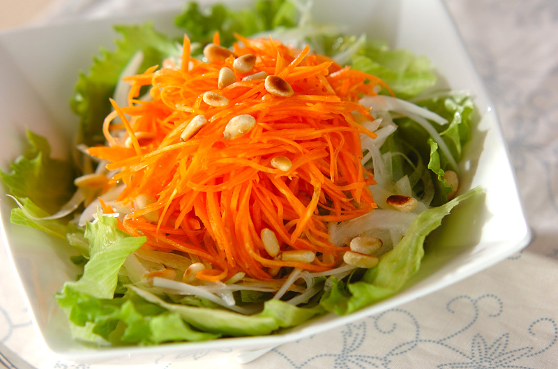 ニンジンと玉ネギのサラダ（副菜）レシピ・作り方 - E・レシピ