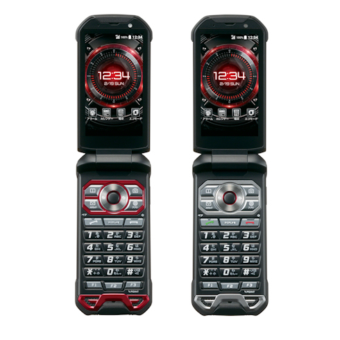 auの折りたたみ型タフネスケータイが約6年ぶりに登場――「TORQUE X01