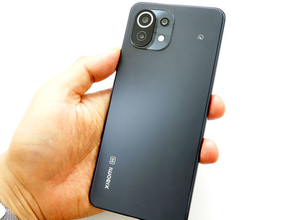 未開封Xiaomi Mi 11 Lite 5G トリュフブラック1台値段 値下げ