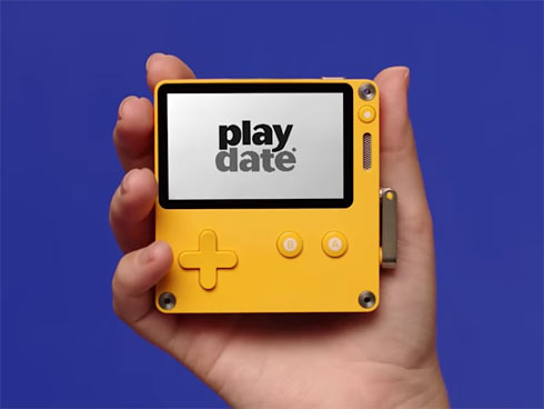 くるくる回るハンドル付きの携帯ゲーム機、29日から先行予約 - ITmedia