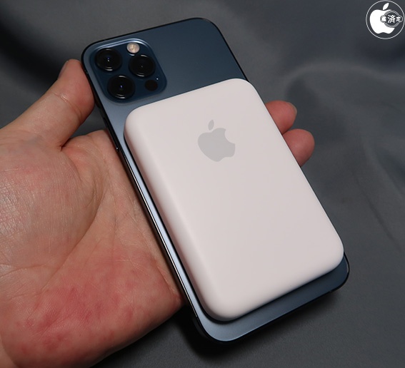 Apple純正の「MagSafeバッテリーパック」を試す（2/2 ページ