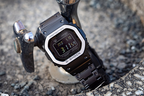 マットな質感を追求 スクエアG-SHOCKの新顔「GMW-B5000MB」が見せる