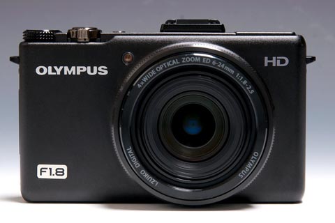 撮影性能を求める人にもデジタル表現を求める人にも魅力的――「OLYMPUS