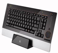 TouchDisc”装備のBluetoothキーボード「diNovo Edge」――ロジクール