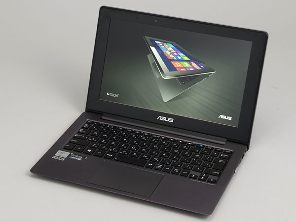 2画面Ultrabook”はまるで未来のガジェット？――「TAICHI21」徹底検証