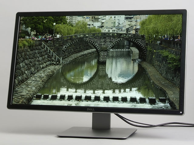 P2815Q」――7万円切りの激安“4K”ディスプレイを徹底検証：“夢の4K”が