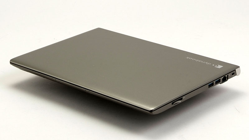 第5世代Core＋デュアルポインタ＋Windows 7の“質実剛健”モバイルノート