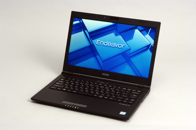 高性能＆軽量ボディの「Endeavor NA512E」で仕事がはかどる