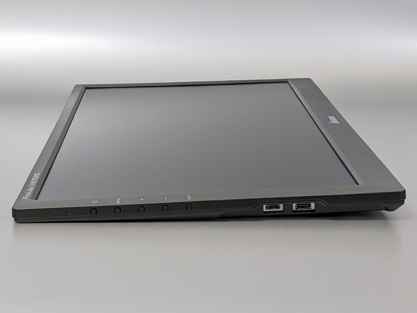 5年保証で実売2万円台！ マウスの15.6型モバイルディスプレイ「ProLite