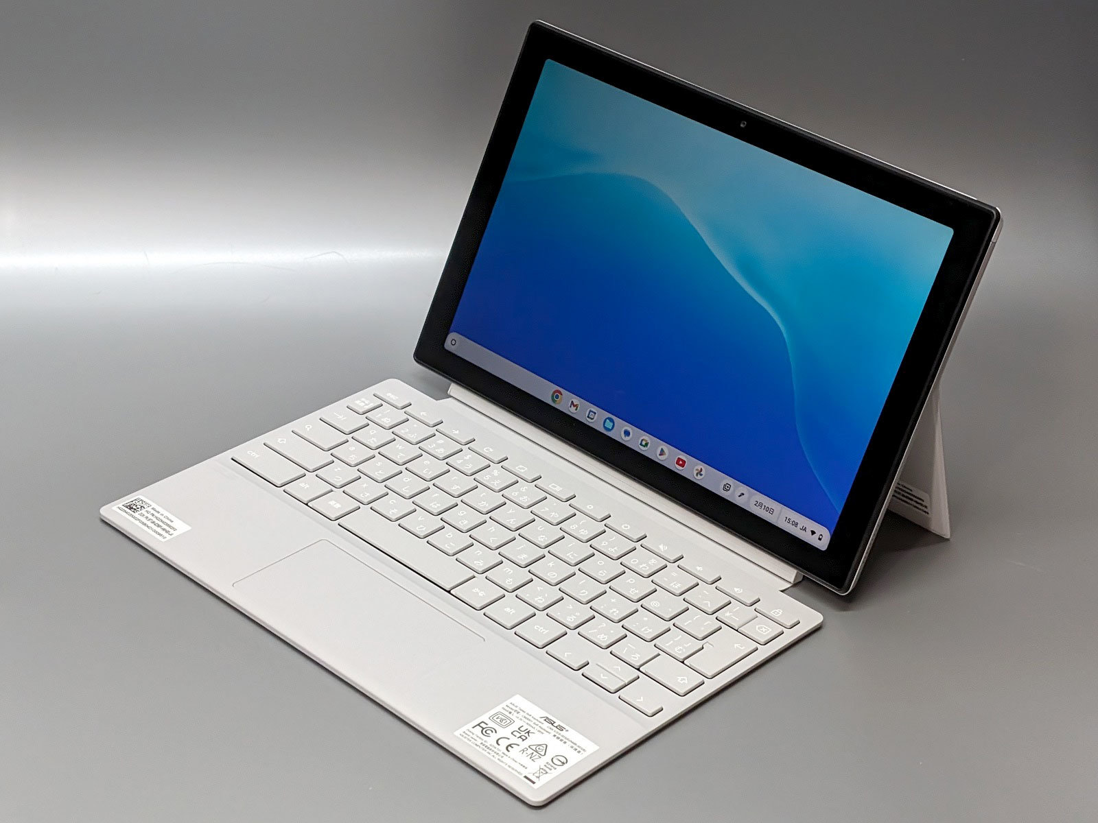 ペン付きの堅実なスペックで実売6万9800円！ 2in1モデル「ASUS