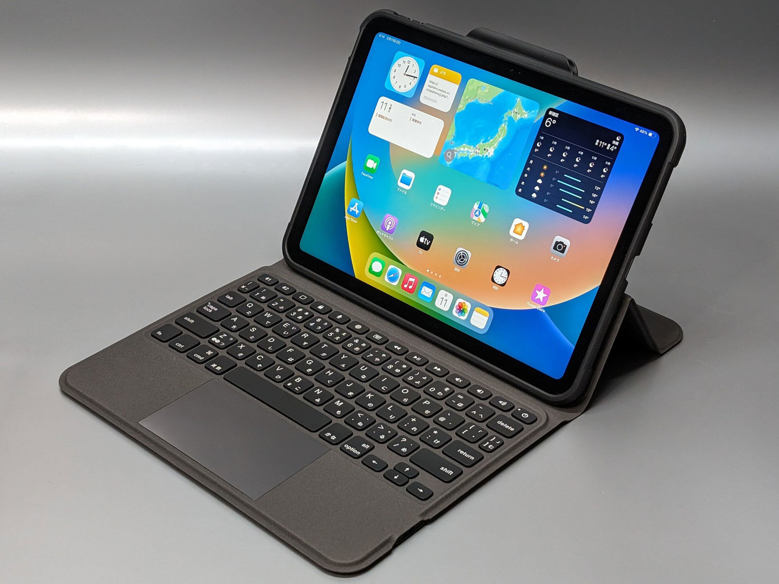 トラックパッド付きで実売1万円台後半！ 保護性能もピカイチな第10世代