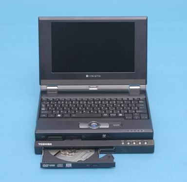 3年ぶりに登場したミニノートPCに東芝の本気を感じた──東芝