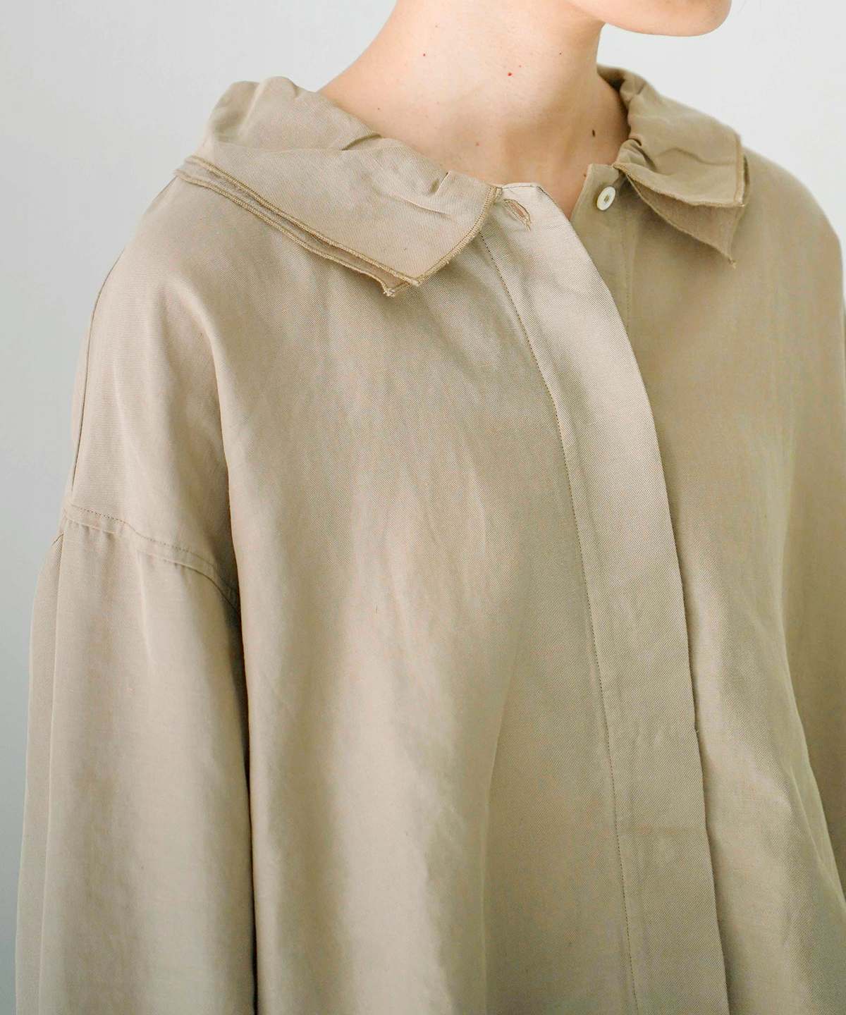 コットンリネンツイルダブルカラーシャツ｜nest Robe / CONFECT ONLINE