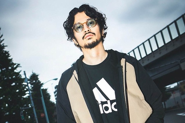 King Gnu常田大希着用「アディダス カジュアル コレクション」スタート