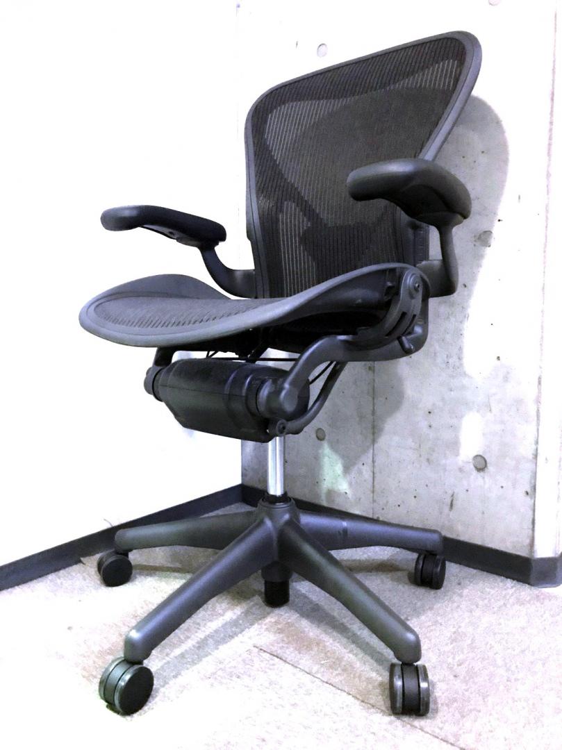 新古品】アーロンチェア AE112PWB PJG1BBBK3D01 Herman Miller