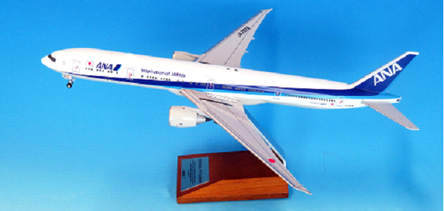 ANA 1/200 777-300ER JA797Aスナップフィットモデル（WiFiレドーム