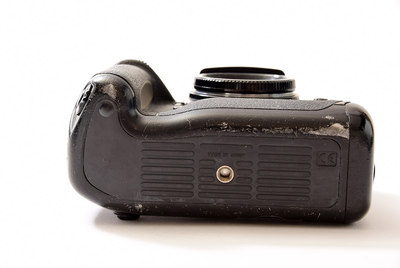 ニコン F5 50周年記念モデル 中古カメラ・レンズ販売サイト | メディア