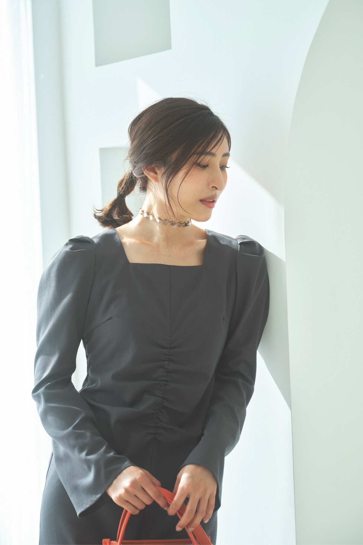 Ayaさん着用】スクエアネックギャザーワンピース