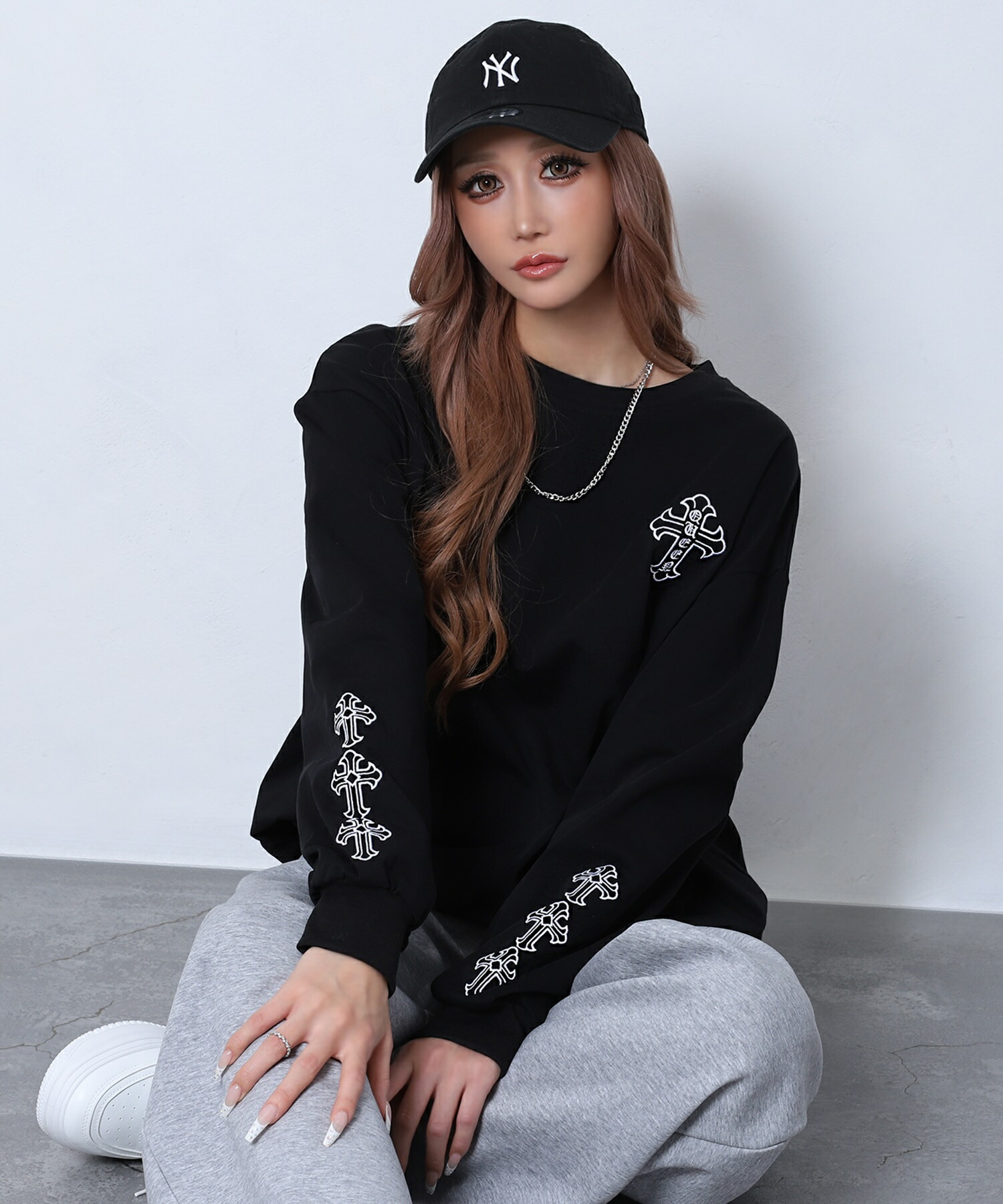 クロス刺繍トレーナー | レディースギャルファッション通販BLACKQUEEN