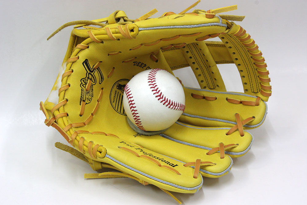 楽天市場】久保田スラッガー 軟式オーダーグローブ 藤本選手モデル T9S