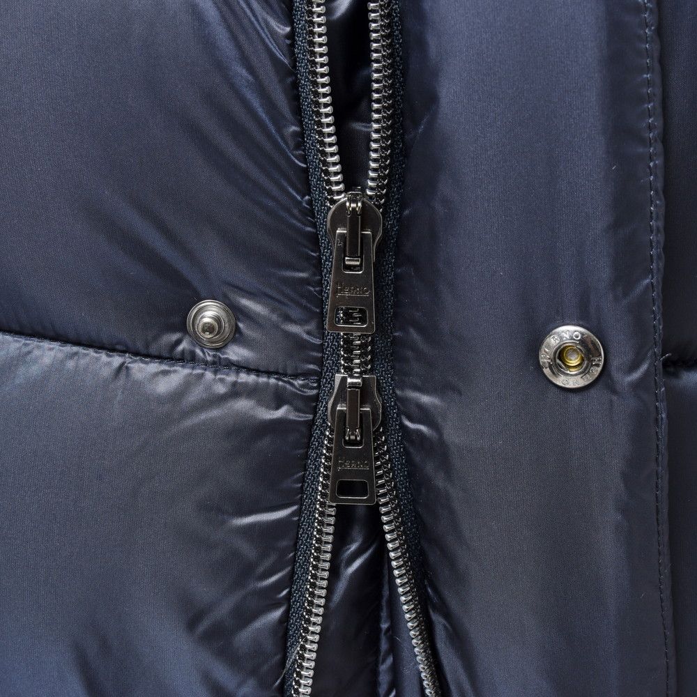 HERNO（ヘルノ）RESORTリゾート ナイロンウルトラライト×ミドルゲージ