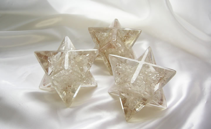 楽天市場】ヒマラヤ水晶 神聖幾何学 マカバ オルゴナイト マルカ