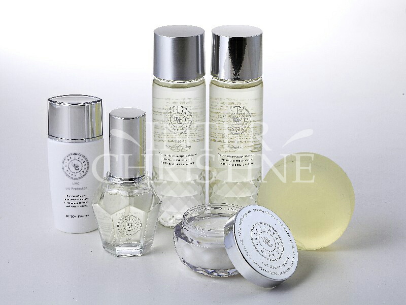 LNC ディアセラムとクリームとモイスチャーローションとソープ Amazon.co.jp: LNCディアセラム 美容液 : ビューティー