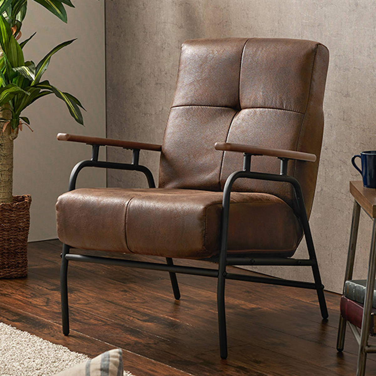 楽天市場】ソファ 一人掛け リクライニング 天然木肘付き レザー調