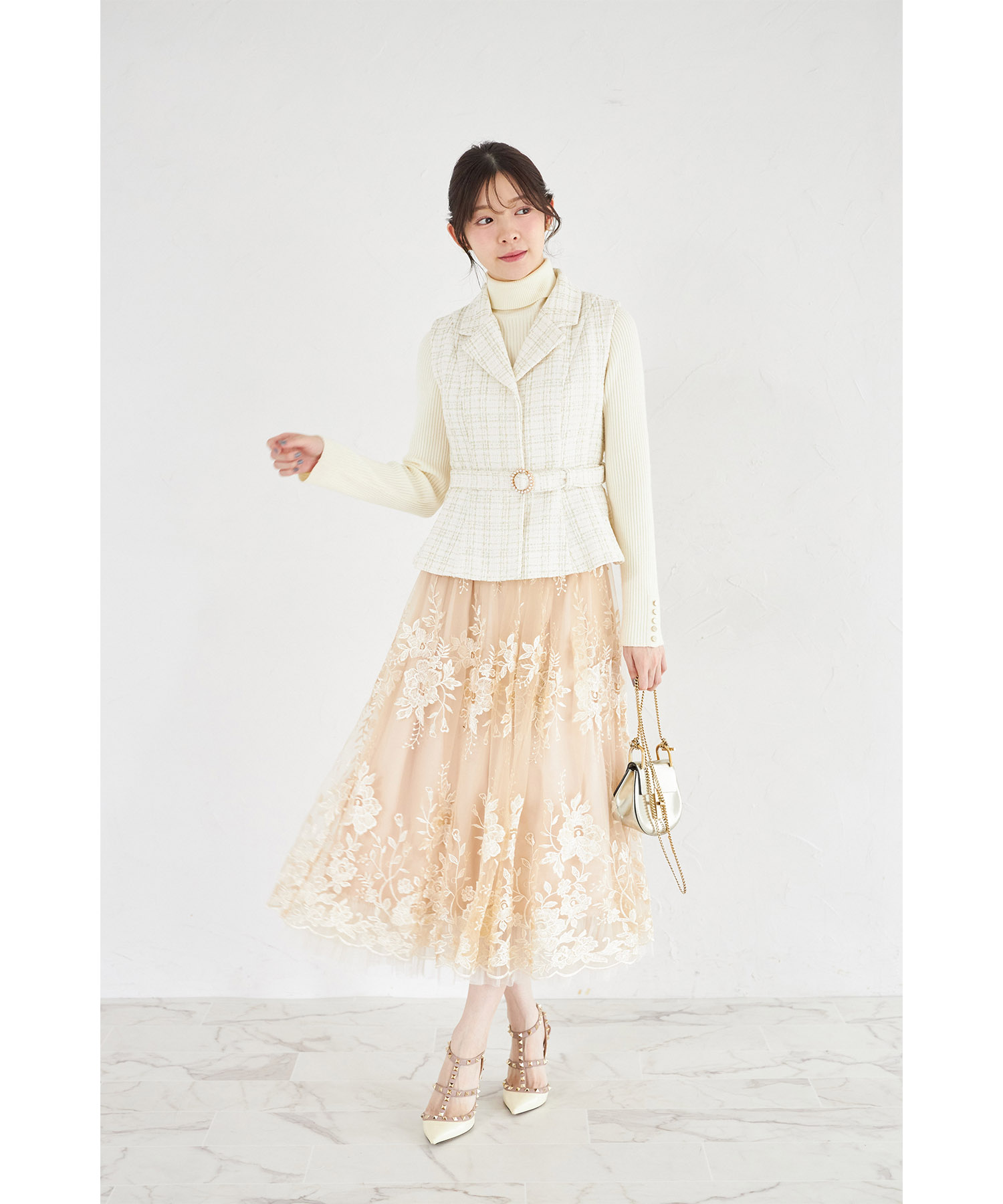 フラワー刺繍チュールボリュームフレアスカート