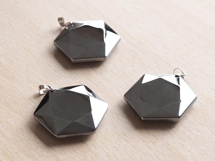 楽天市場】テラヘルツ ペンダント 大衛星 ネックレス tera hertz