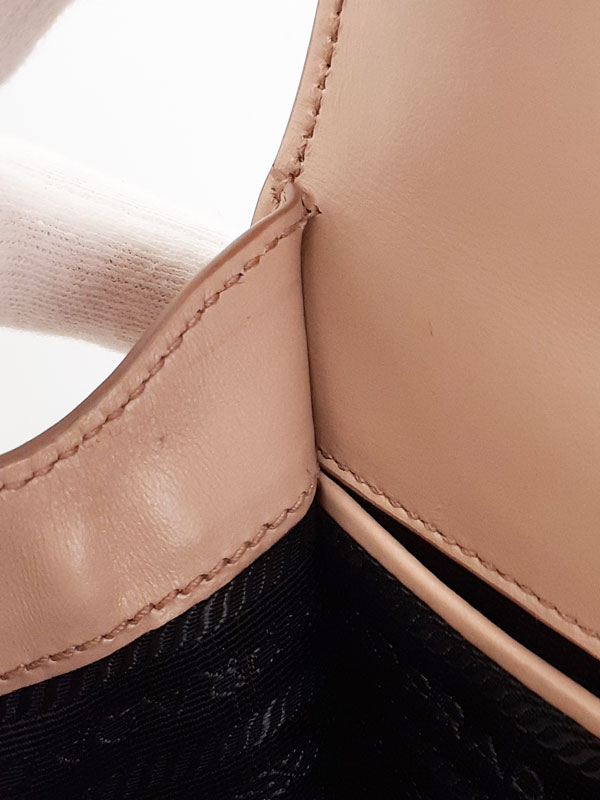 PRADA】プラダ『サフィアーノレザー チェーンショルダーバッグ』1BD200