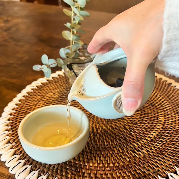 楽天市場】☆レビューで特典☆ロータス柄の陶器の茶筒小物入れ（貫入