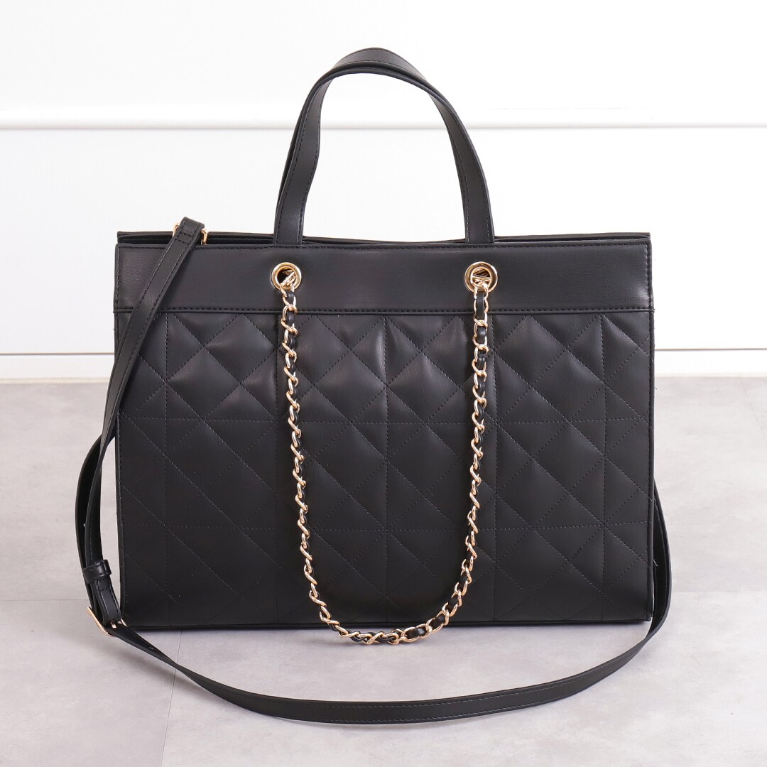 楽天市場】A4対応 チェーンショルダー キルティングトートバッグ