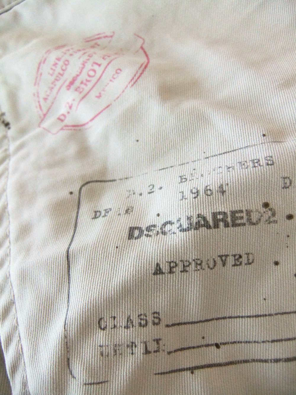 Dsquared2 - D2 STAMPS SEXY CHINO PANTS ロゴ プリント加工チノパンツ