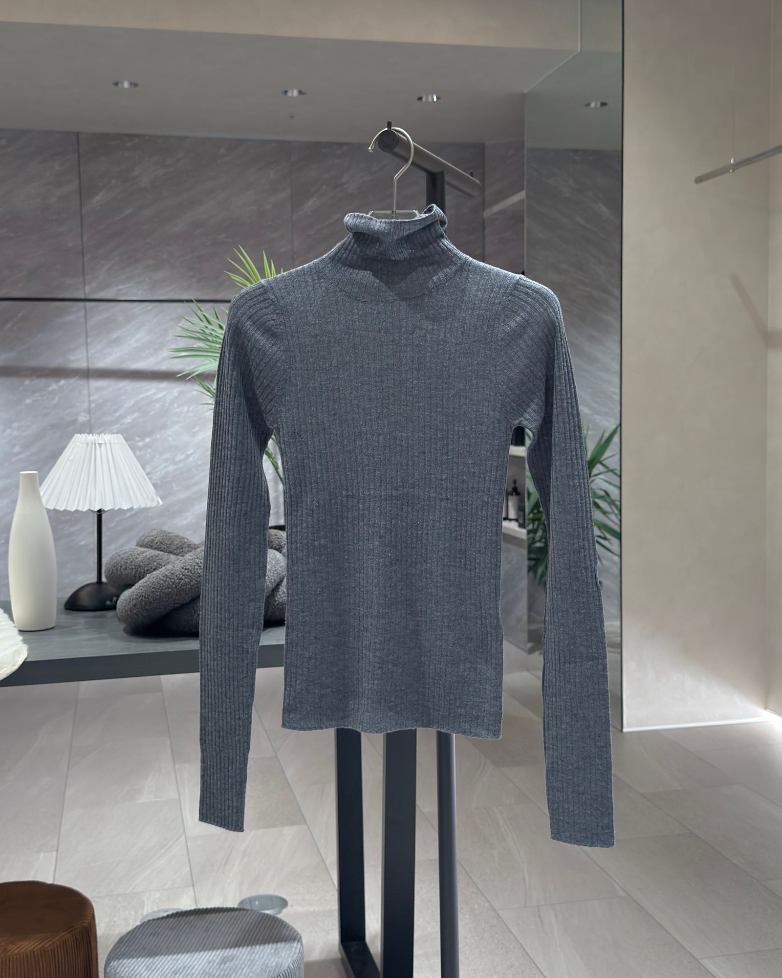 ànuke - Soft Rib Turtle / ソフトリブ タートルネックニット