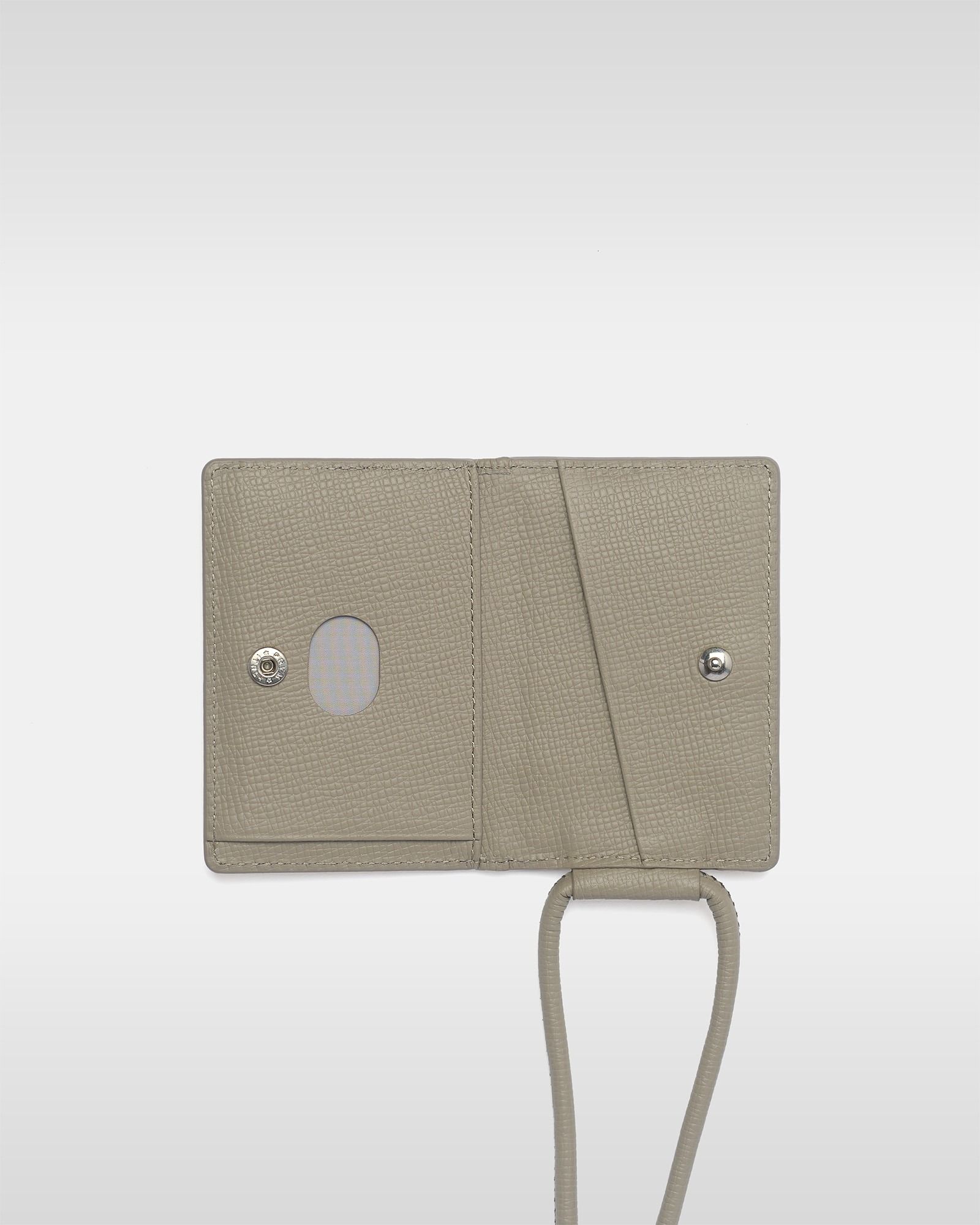 objcts.io - ショルダーカードケース (ホワイトベージュ) | Sir online