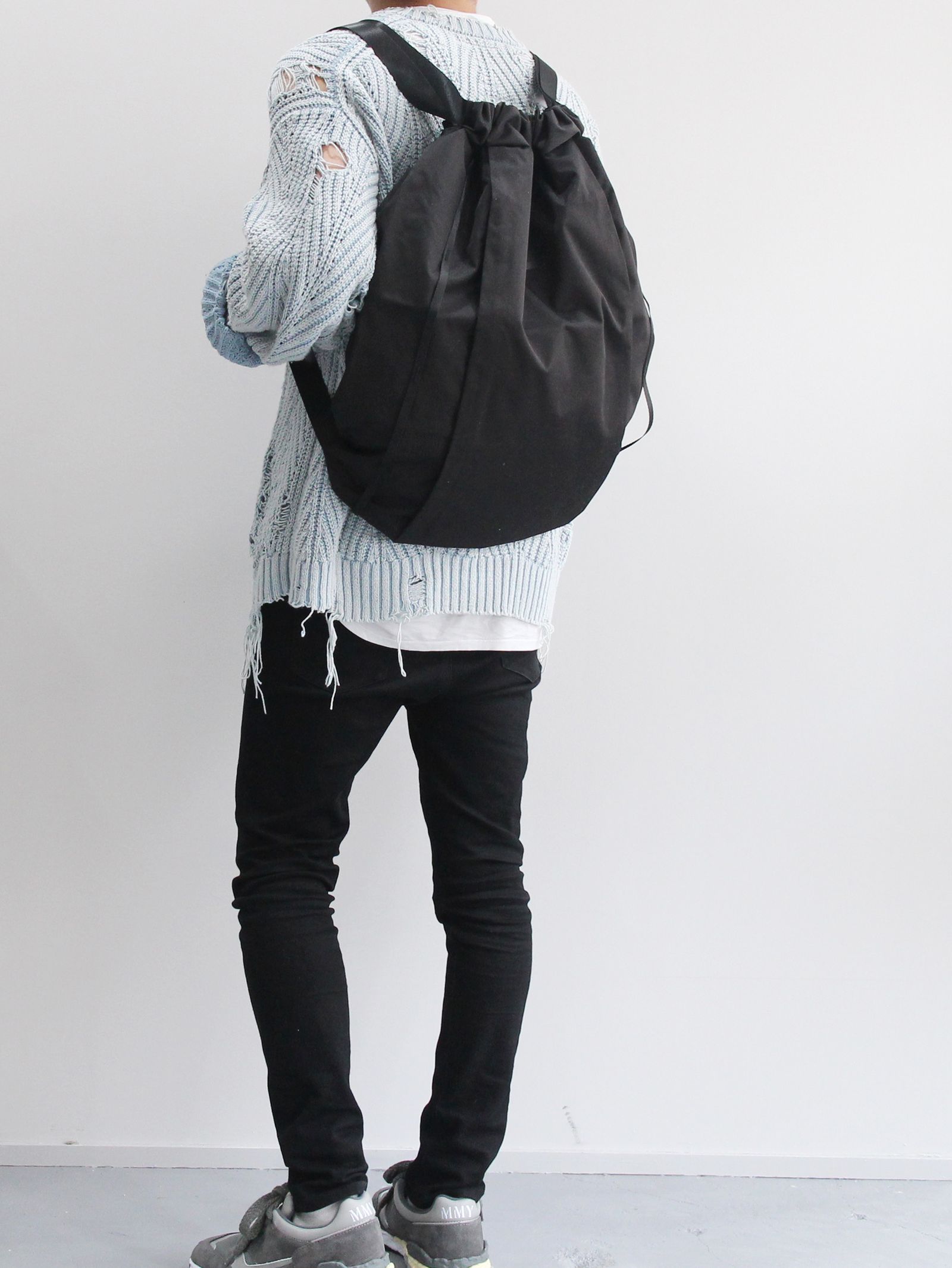 honto. - 【白洲迅 着用モデル】 巾着リュック L - BLACK | ADDICT WEB
